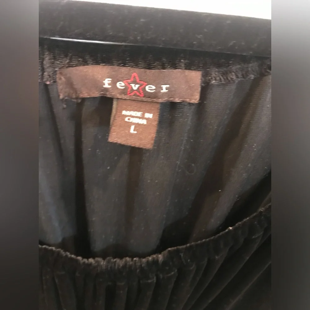 BLACK DRESS - Picture 3 of 4